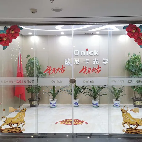 Entfernungsmesser für Golf und Jagd. Entfernungsmesser mit hoher Reichweite